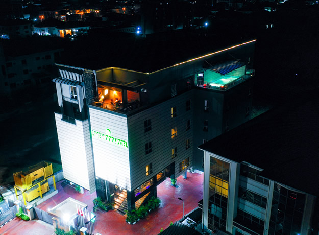 Limewood Hotel lobby