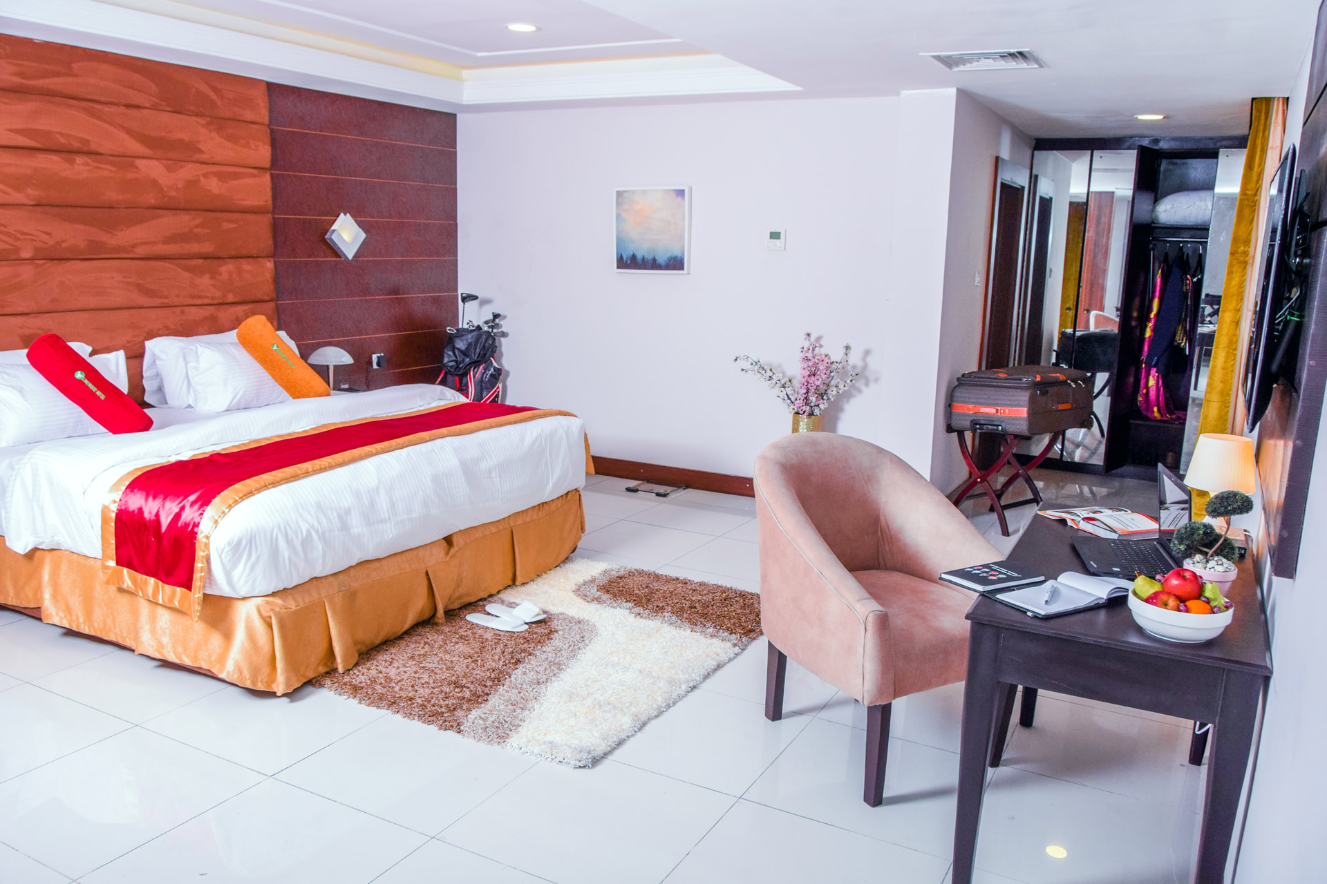 Signature Room View 4